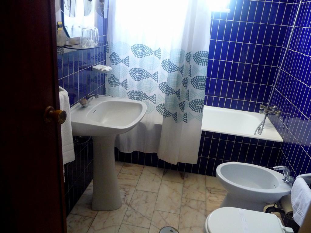 Hotel Tamargueira Figueira da Foz Szoba fotó